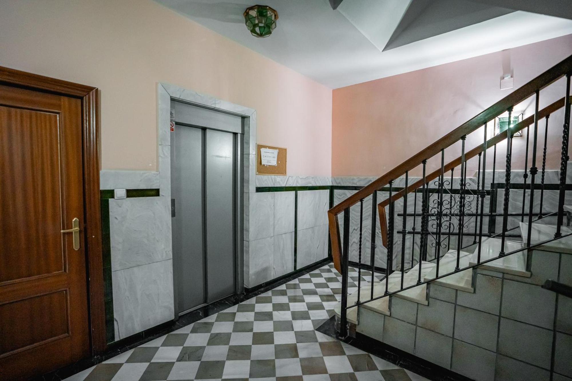 Apartamento Qh Plaza San Isidro Granada Exterior foto